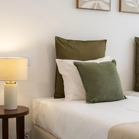 Castilhos 1 - Center By Hd شقة فارو